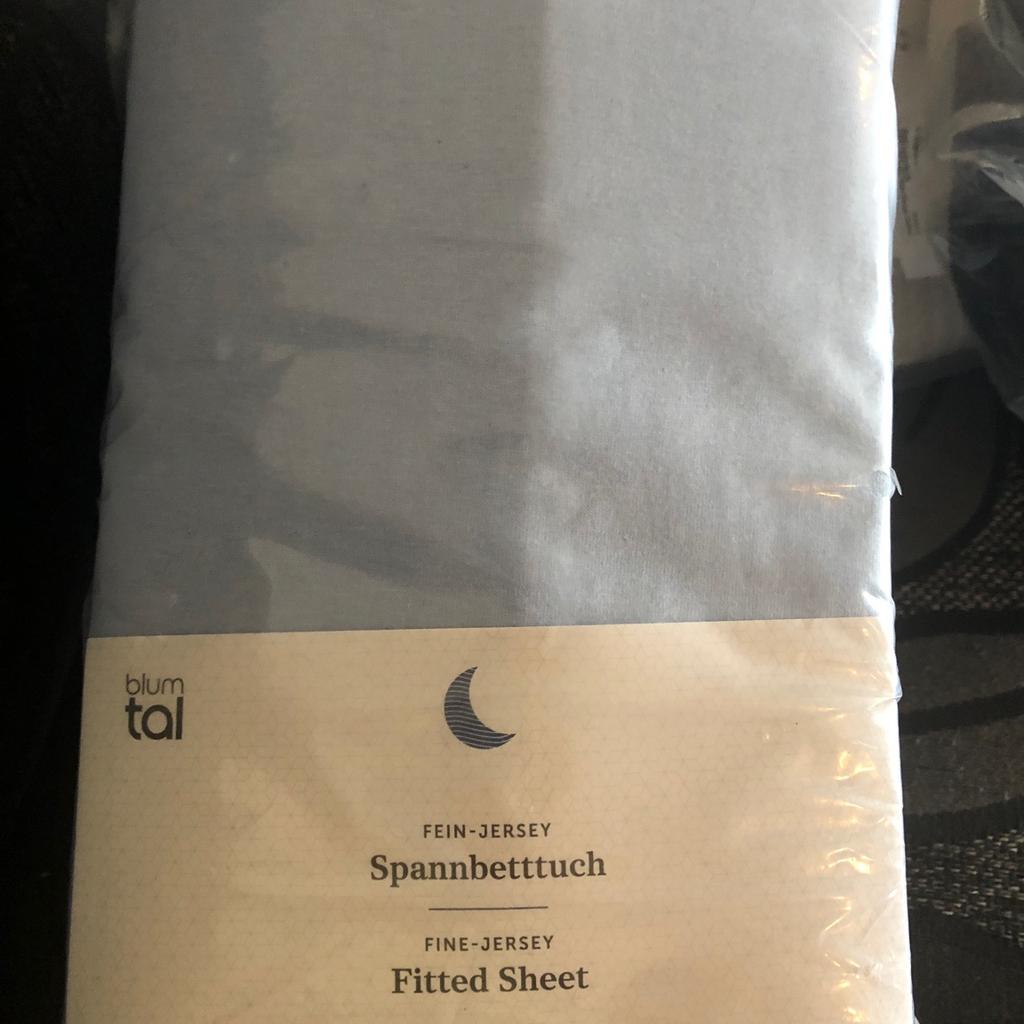 NEW Pack of 2 Fitted Sheets in für £ 3,00 zum Verkauf | Shpock AT