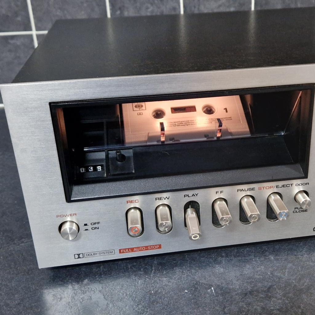 If you see it, it's still available!

Pioneer CT-F2121 Stereo Cassette Deck in great condition for its age and working order .
Plays and it sounds great but don't Rwd or FF , might need new set of belts

Cash on collection or postage at buyers cost

Please check my other items