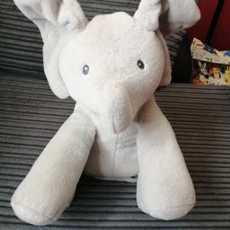 Flappy The Elephant Interactive Plush Toy. Sings and plays peek a boo with you. Comes with working batteries. By GUND. For ages 6 months plus.
