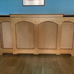 Large oak radiator cover 
Perfect condition