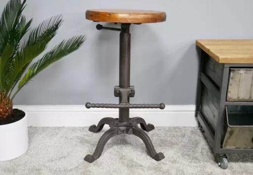 Buy & Sell Worcestershire Bromsgrove - Photos for Industrial look stool