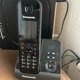 Pair of cordless home phones with answerphone function

2 handsets with bases
All working