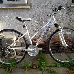 Beautiful ladies bike, Claude Butler, Explorer 200, hardly used, in excellent condition.