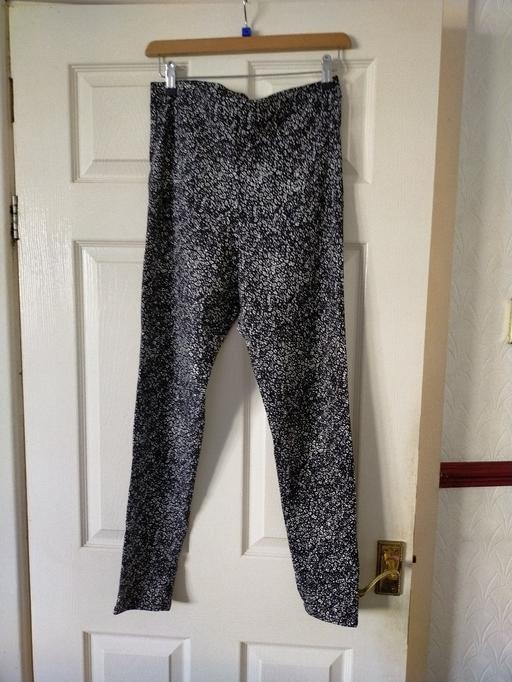 Buy & Sell West Midlands Sandwell - Photos for Ladies Trousers.