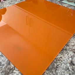 Dimensions: 630mm x 720mm
Heat resistant heavy duty
Purchased 2 for splashback to cooker
Unwanted spare
Orange colour
Purchased £180 from glass specialist
Ready for collection