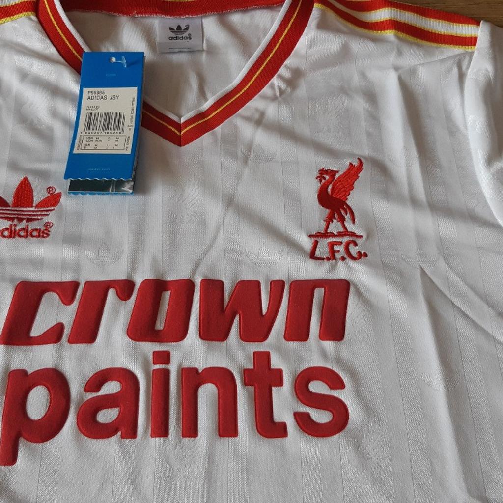 New Retro Liverpool Away Shirt
Brand New in Packet with tags
Size medium