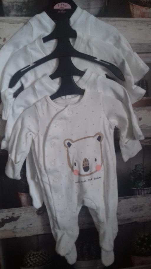 Buy & Sell Northumberland Hartford - Northumberland - Photos for BOYS CLOTHES - TINY BABY (UPTO 5LB)