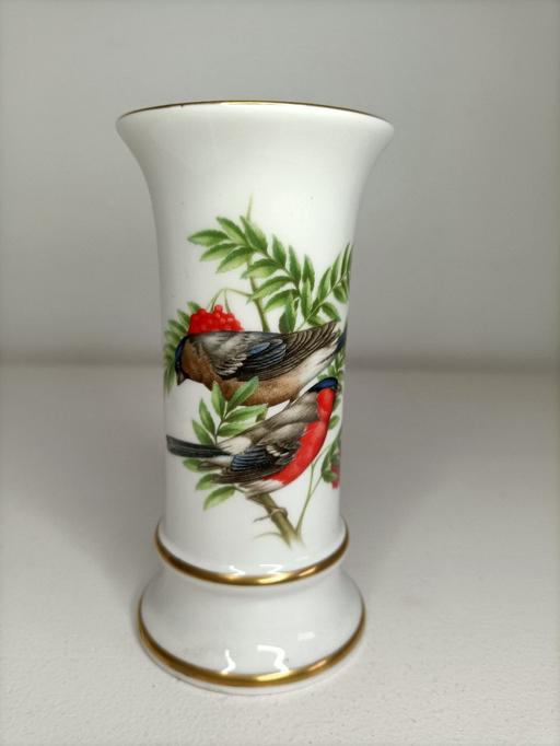 Buy & Sell Conwy Abergele - LL22 - Photos for COALPORT BONE CHINA BRITISH BIRDS THE BULLFIN