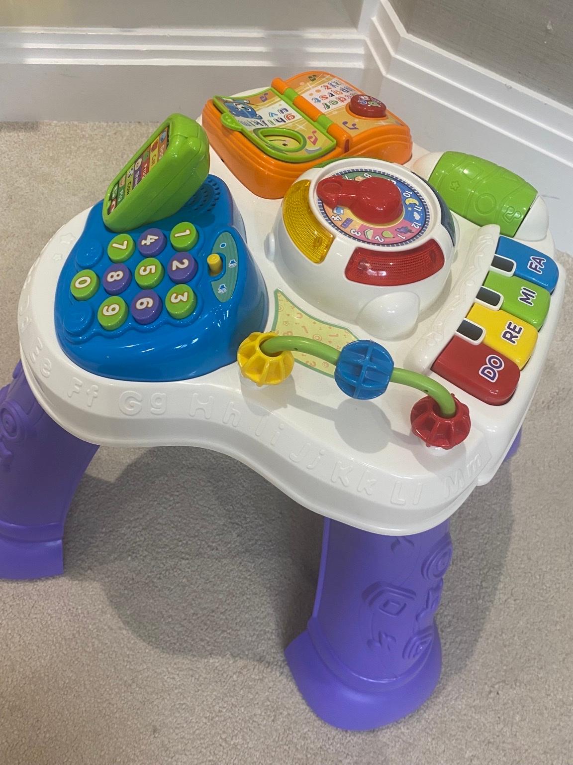 VTech Activity Table in Reigate and Banstead for £10.00 for sale Shpock