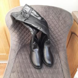 long black colour boots size 6 new neverused