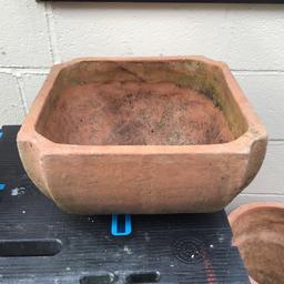 Several Garden planting Pots. Free collection only. Heavy and need a clean but in good condition. FREE