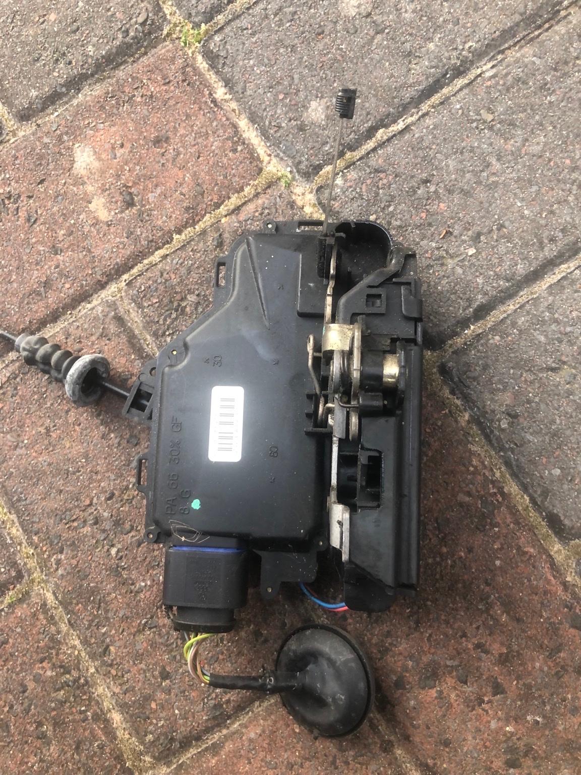 skoda-octavia-door-lock-mechanism-in-ne11-gateshead-f-r-30-00-zum