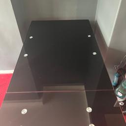 Black glass table you can extend on both sides for extra 30cm each side
75 cm wide
1110cm long
60 extra when extended
76 high

Collection w10 portobello
Needs to go asap