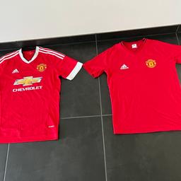 Verkaufe ein adidas Manchester United Trikot und ein adidas Fan T-Shirt, beides in Gr M - wie Neu war ein Geschenk nie angezogen.
Privatverkauf, keine Garantie und keine Rücknahme.
Versandkosten 6€ sind zusätzlich.