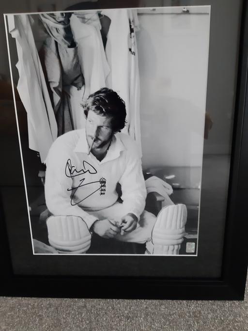 courses Nottinghamshire Newark and Sherwood - Photos for Signed Sir Ian Botham print