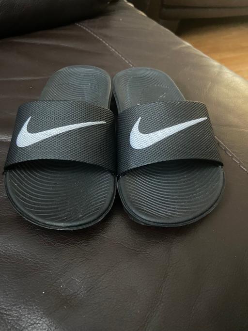 Buy & Sell Barking and Dagenham Dagenham - RM9 - Photos for Childrens nike slides