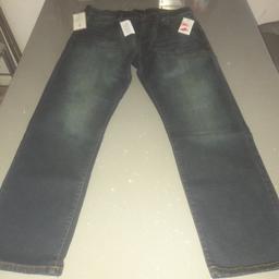 Men's Very Man Straight Fit Blue Jeans 

Measurements:
Waist: 36 Inches
Inside Leg: 29 Inches