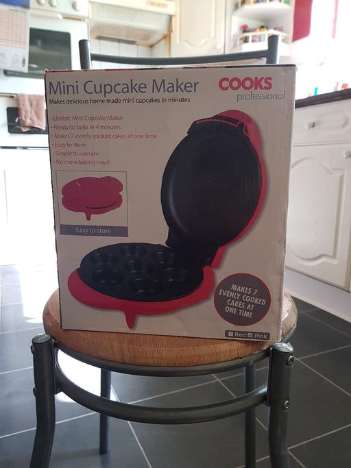 Buy & Sell Bedfordshire Luton - Photos for Mini cupcake maker