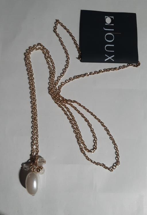 Buy & Sell Thatto Heath Saint Helens - Photos for faux pearl and crystal necklace