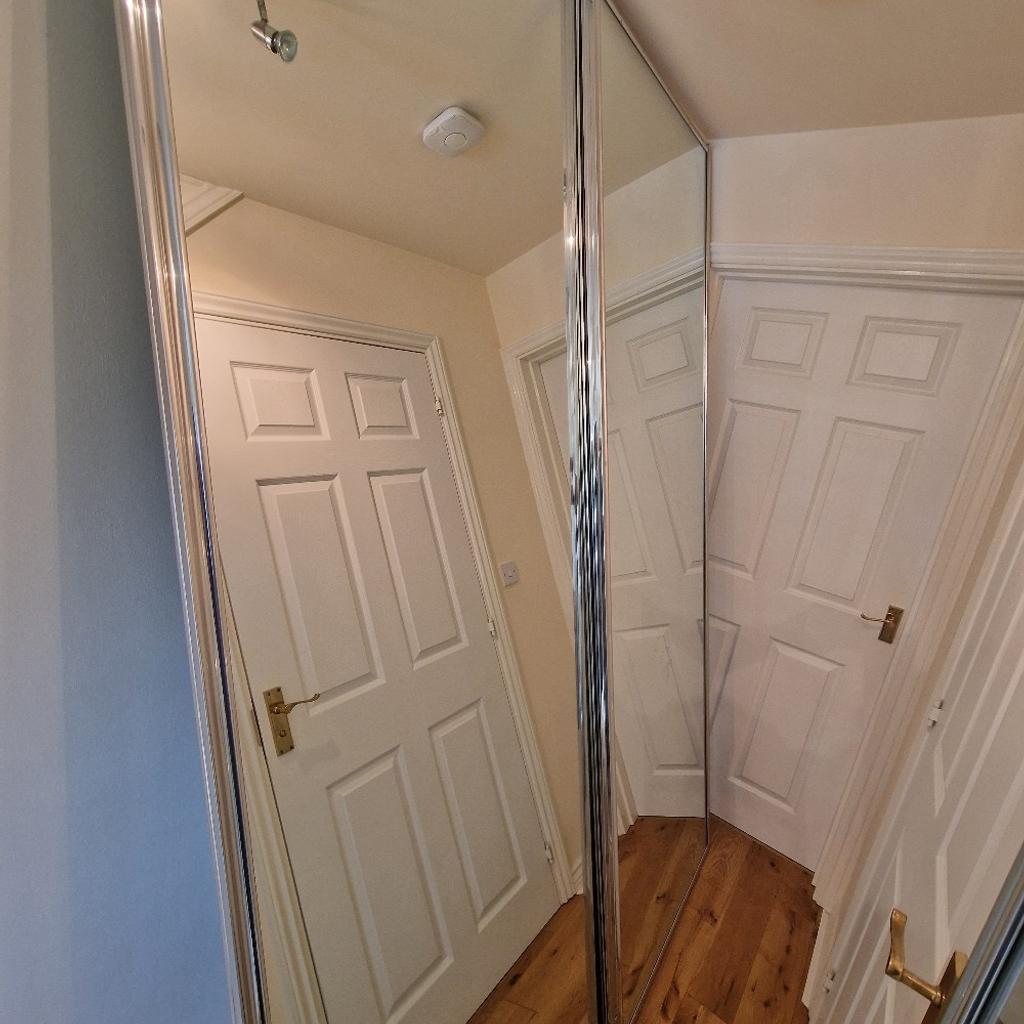 Mirrored sliding doors in South Staffordshire für 20,00 £ zum Verkauf