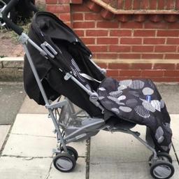 Lightweight stroller, folds flat
Suitable from birth to 15kg.
Reclining backrest
Full length fleece lined footmuff and raincover included
RRP: £70