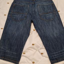 mens 3/4 length jeans like new waist 34 £3 pick up only hindley