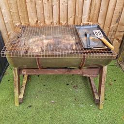 stainless steel half barrel bbq,has been a great bbq over the years still plenty of use in it comes with metal tray,just needs a jet wash as been in the shed FREE collection hindley
