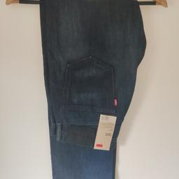 Men's Levi Jeans 505
Brand new with tags
Size W32 L32
Straight fit