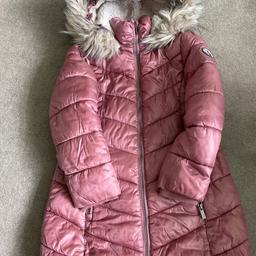 Pink padded winter coat. Fur hood. Good condition - just needs a rinse in the washing machine!
 Collection asap.