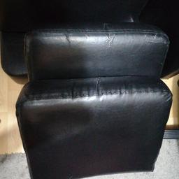 A Black Two Seater Couch with only two moveable Couch cushions for back rest.
Only up for Collection. Price is negotiable. The dimensions of this couch is 137(W)X73(H)X74(D).