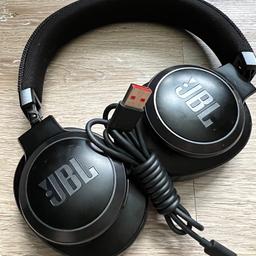 JBL Live 660NC
Perfect condition no scratches no nothing
JBL Signature Sound 
Get help just by using your Voice 
Noise cancellation