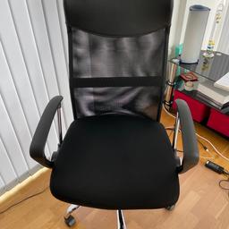 Aster High Back Mesh Office Chair - Black

Very good condition - as New

Collection only near Chiswick Park station