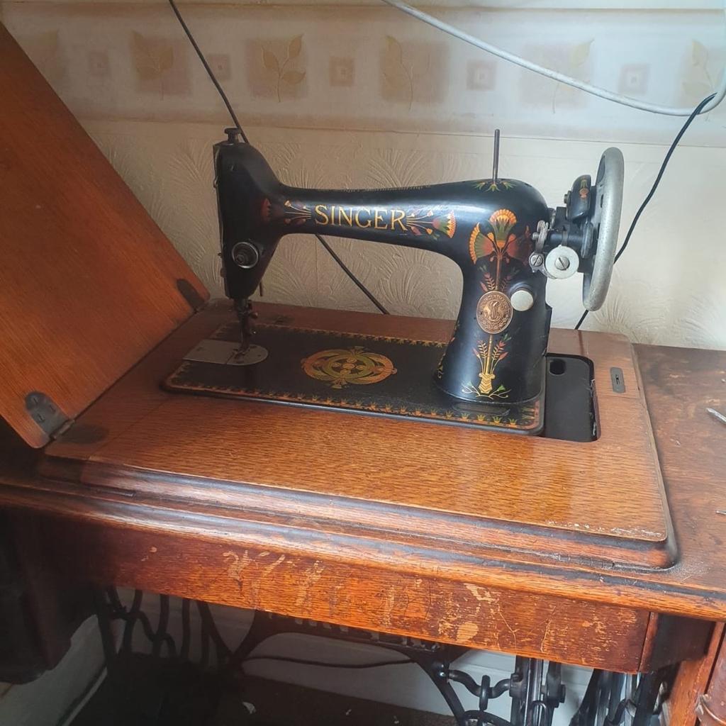 Singer Sewing Machine in B70 Sandwell für 90,00 £ zum Verkauf Shpock DE