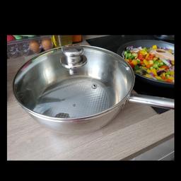 Large saute pan with lid. Not suitable for induction hob, hence reason for sale. Great for cooking almost anything. Clean & smoke free home. Collect from Droylsden 