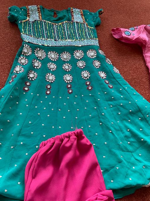 Buy & Sell North Yorkshire Middlesbrough - Photos for Girls asian clothes