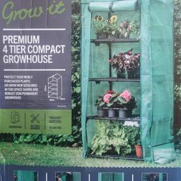 (Brand New) Premium 4 Tier Grow House
Including Cover, Shelves, Frame + Gloves!
Dimensions: H=145cm W=56cm D=45cm
Message me if you have any Questions!