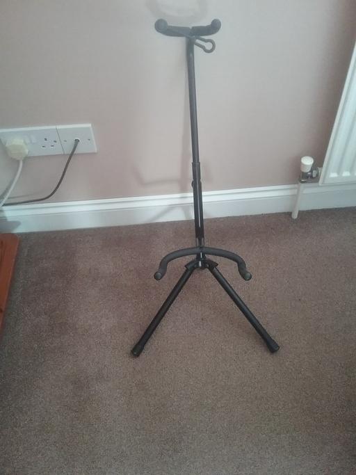 Buy & Sell Hertfordshire Broxbourne - Photos for Guitar Stand