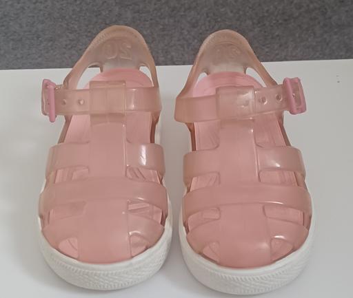 Buy & Sell Kent Dartford - Photos for Igor Sandals - toddler size 4