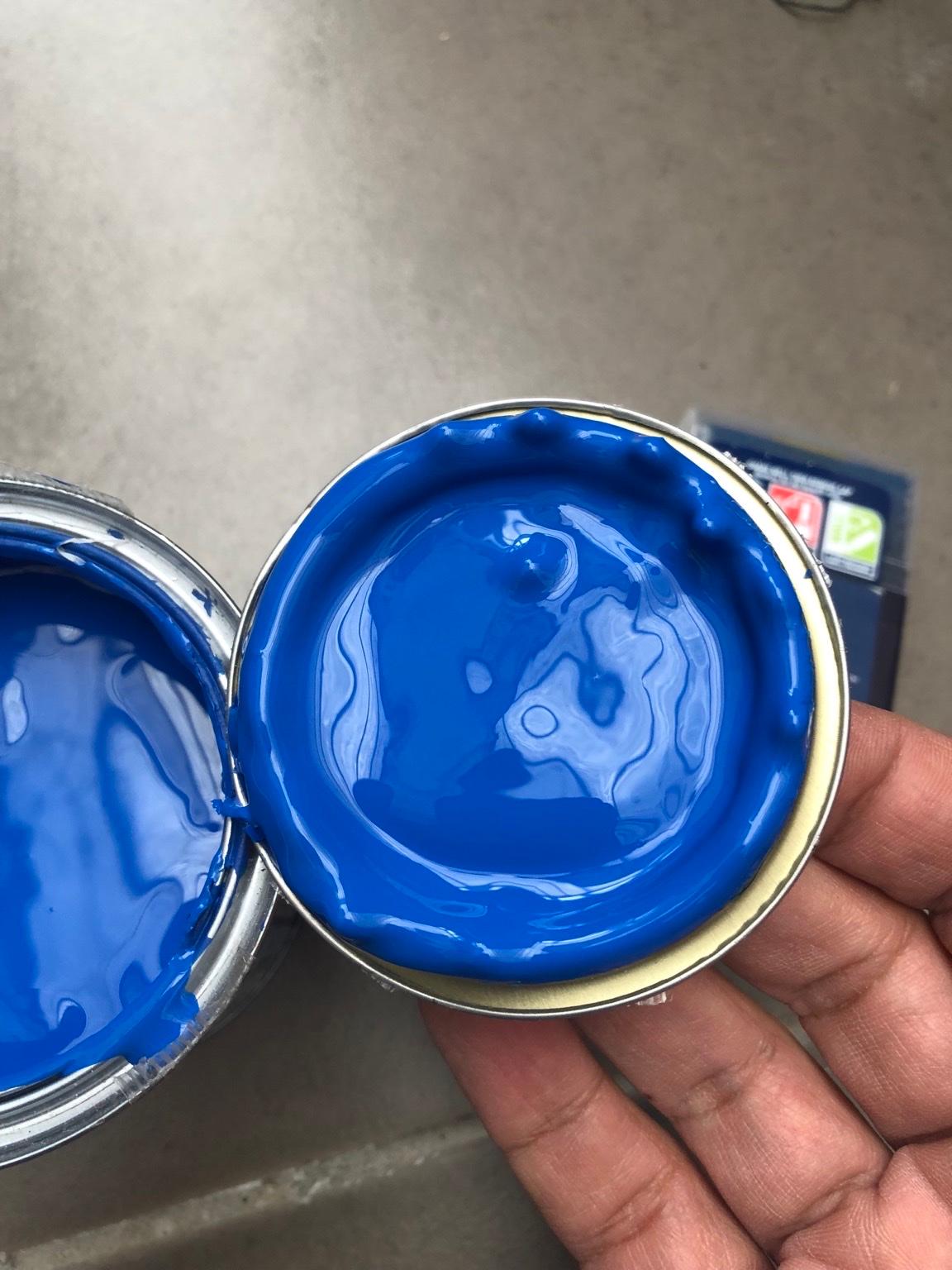 Dulux blue paint tester pots in B16 Birmingham for £5.00 for sale Shpock