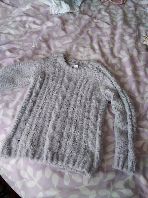 Buy & Sell Derbyshire North East Derbyshire - Photos for girls jumper age 5-6