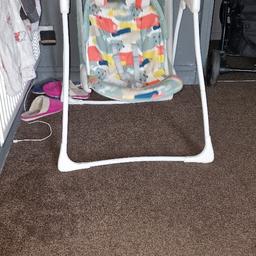 swinging chair and baby bouncer like new and all working fine from a smoke free home and pet free home

10 each 