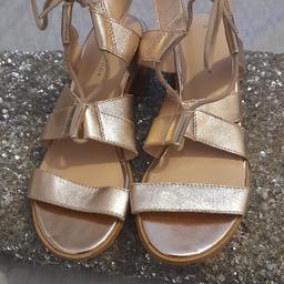 Gorgeous sandals snall block heel excellent condition worn a couple of times collection Halewood L26 