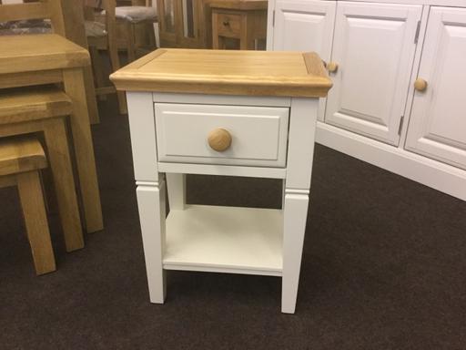 Buy & Sell East Riding of Yorkshire Asselby - East Riding of Yorkshire - Photos for New! Oak top side table.