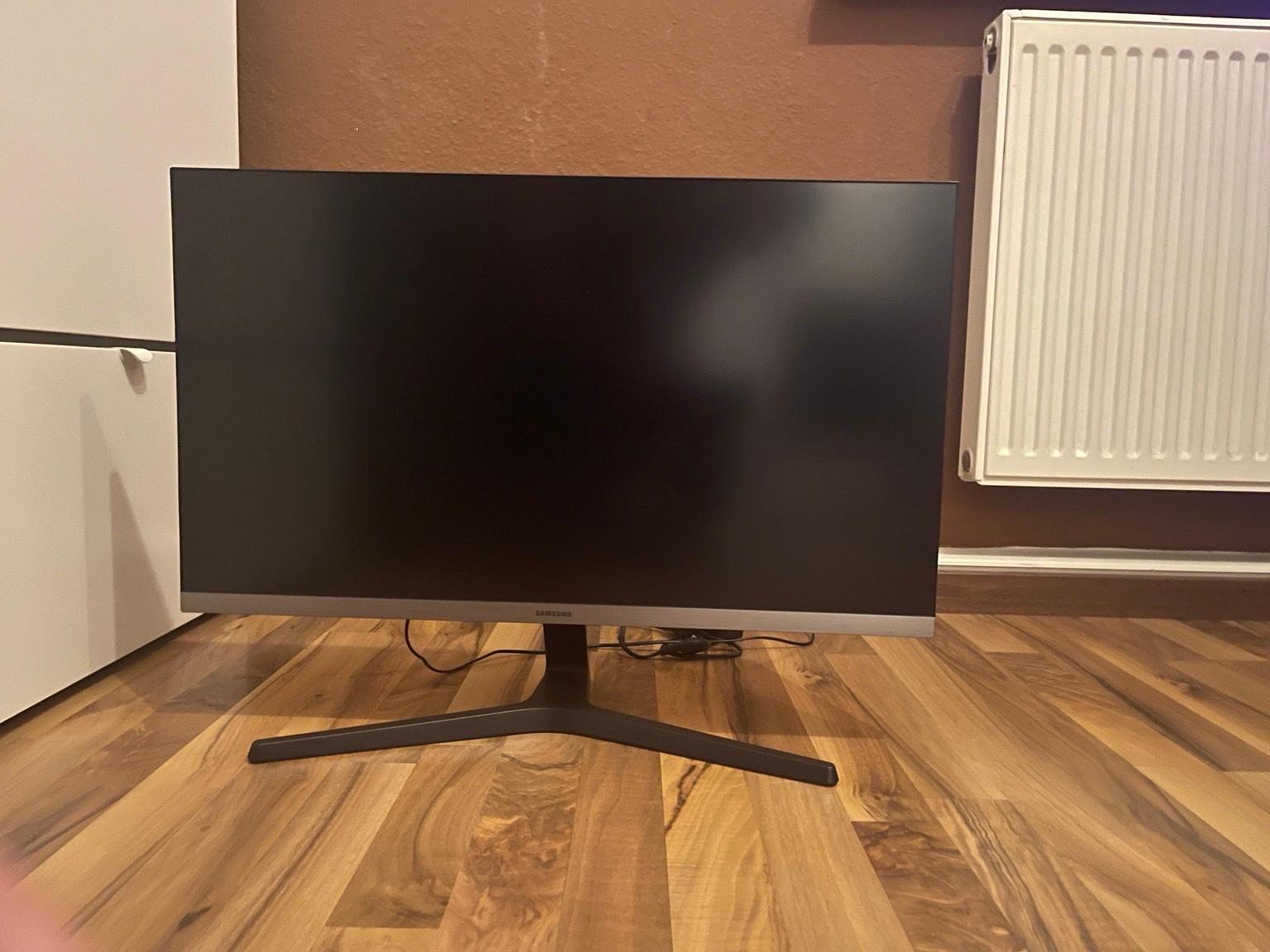Samsung 4K Monitor in 50825 Köln für 270,00 € zum Verkauf | Shpock DE