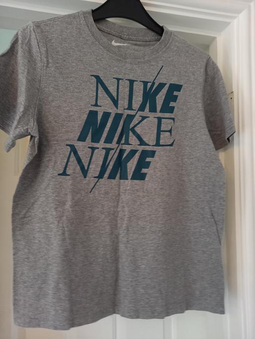 Buy & Sell Essex Basildon - Photos for Boys Nike T-Shirt