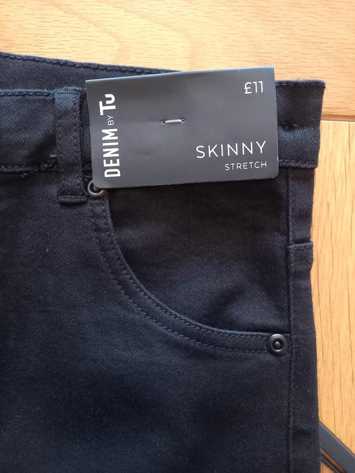 Buy & Sell Essex Basildon - Photos for BNWT Girls Skinny jeans