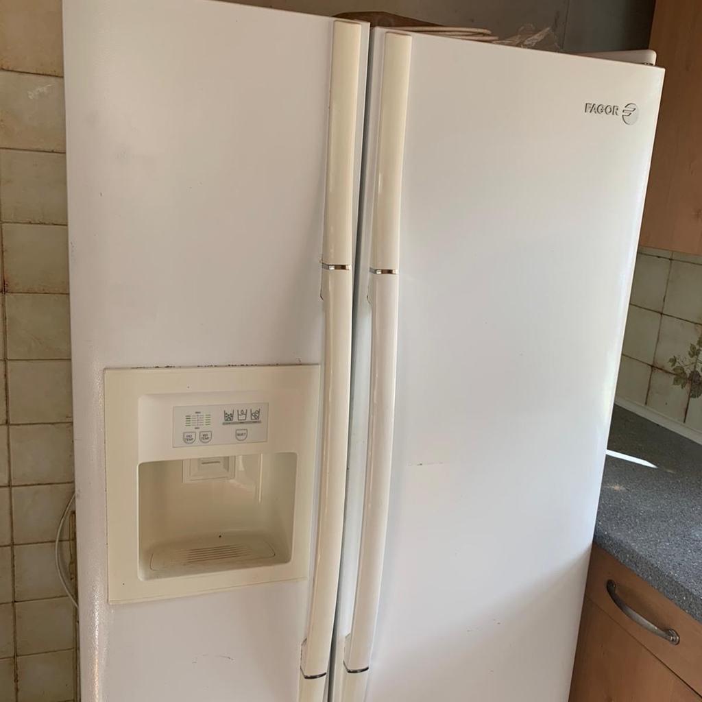 American fridge freezer in BB11 Burnley for £150.00 for sale Shpock