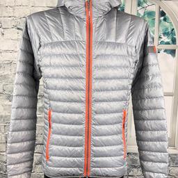 Small Mens Superdry Down Jacket
41“ Chest measurement
27“ Back length
Excellent condition £20.00

*Please check your measurements before purchasing 🙏🏻

• Smoke pet free home
• Free UK 2nd class standard postage 🇬🇧📮

#superdry #jacket #coat #polo #tshirt #mens #tee #top #clothes #hoodie #new #poloshirt #jogger #trackpants #sweatshirt 👕💁🏻‍♂️

- Apologies I do not hold any items.
