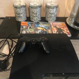 Games installed on ps3:
•GTA 4
•GTA 5 (has mod menu)
• MINECRAFT
•BLACK OPS 3

This ps3 is MODDED

Comes with 3 disc games
(If I find more they will be added)
1 x controller
All wires included