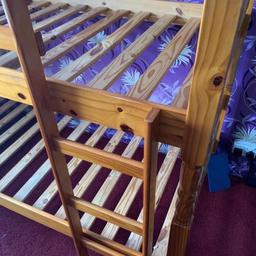 very good condition bunk bed
Can split into separate beds (individual)
in perfect working condition
Good quality wood
All working condition

Any questions ask